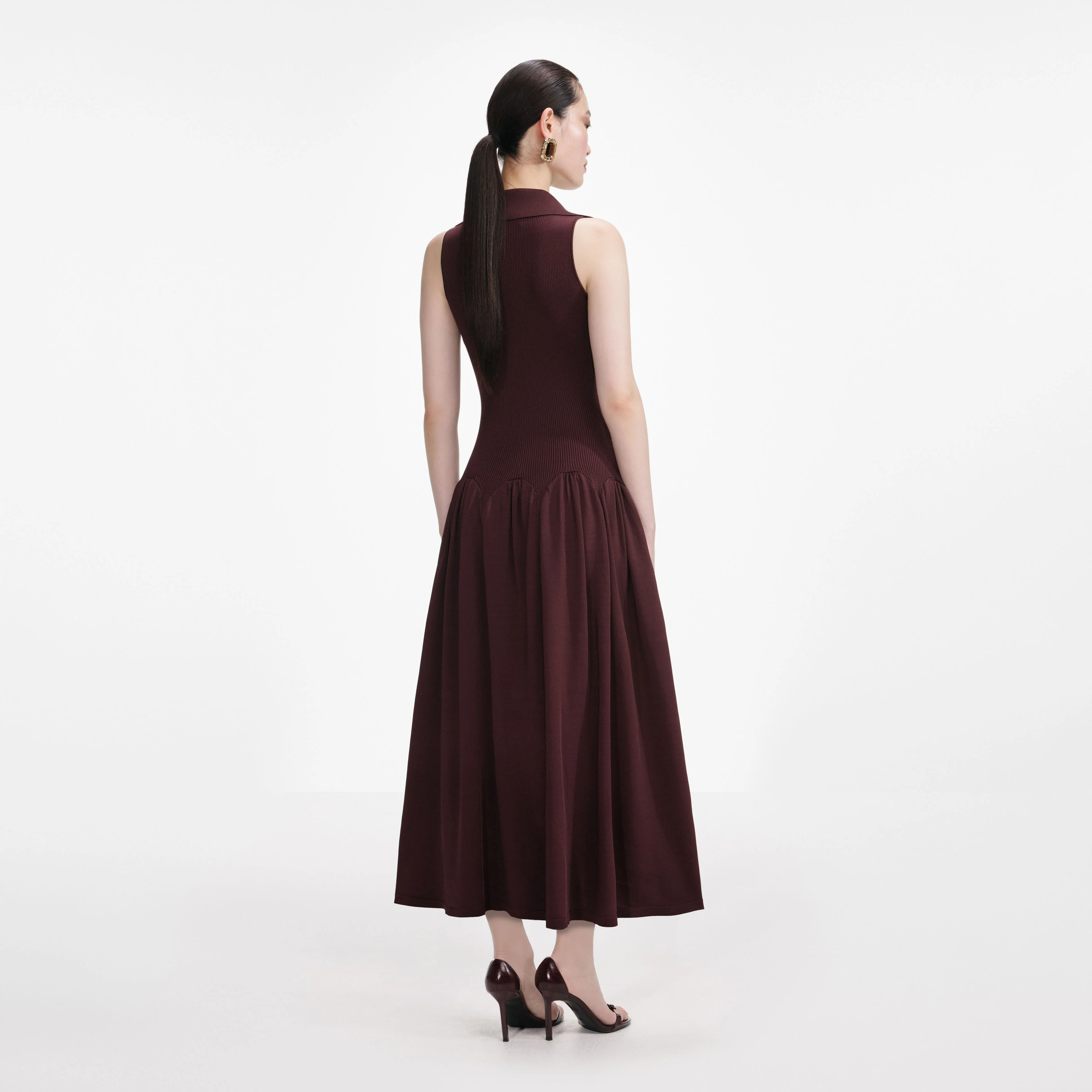 Brown Ribbed Collared Knit Midi Dress - Image 3