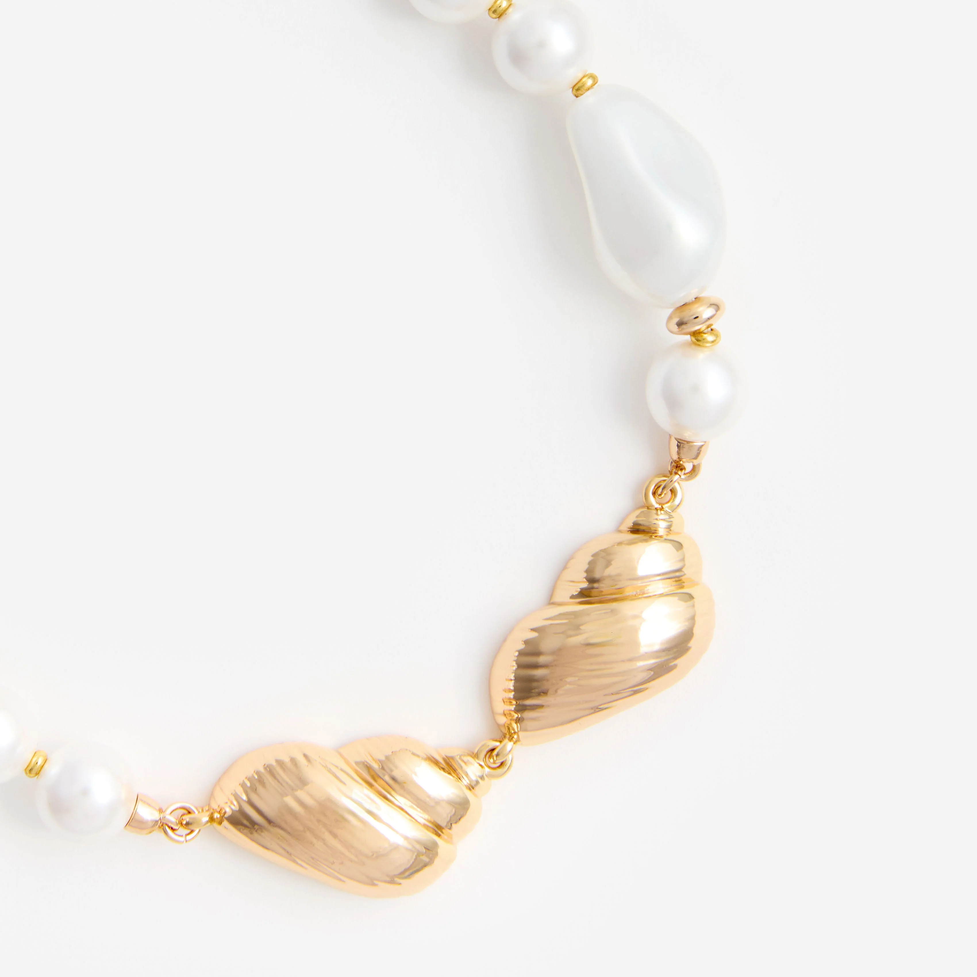 Gold Shell And Pearl Bracelet - Image 3