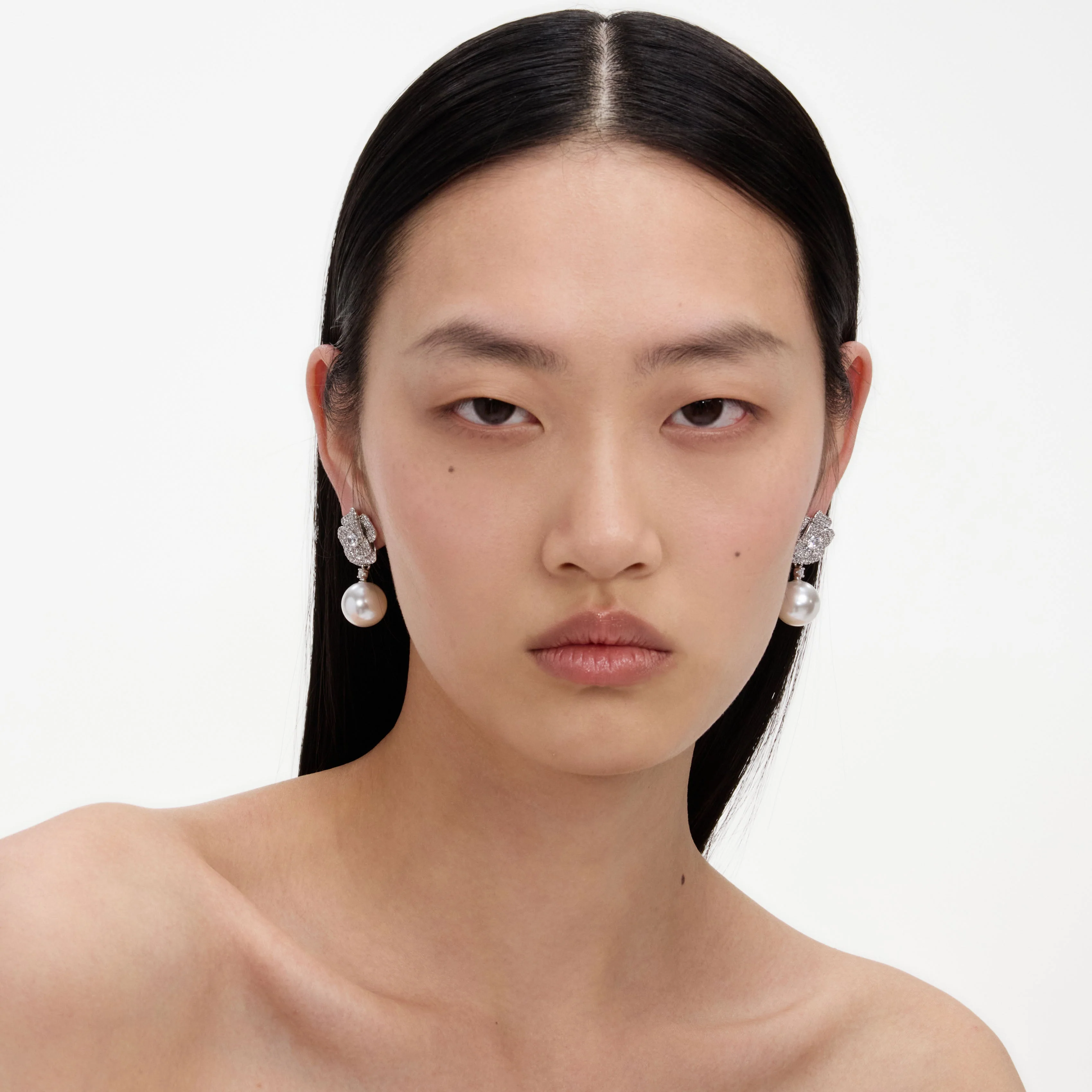 Mini Crystal Flower Pearl Earrings - Image 4