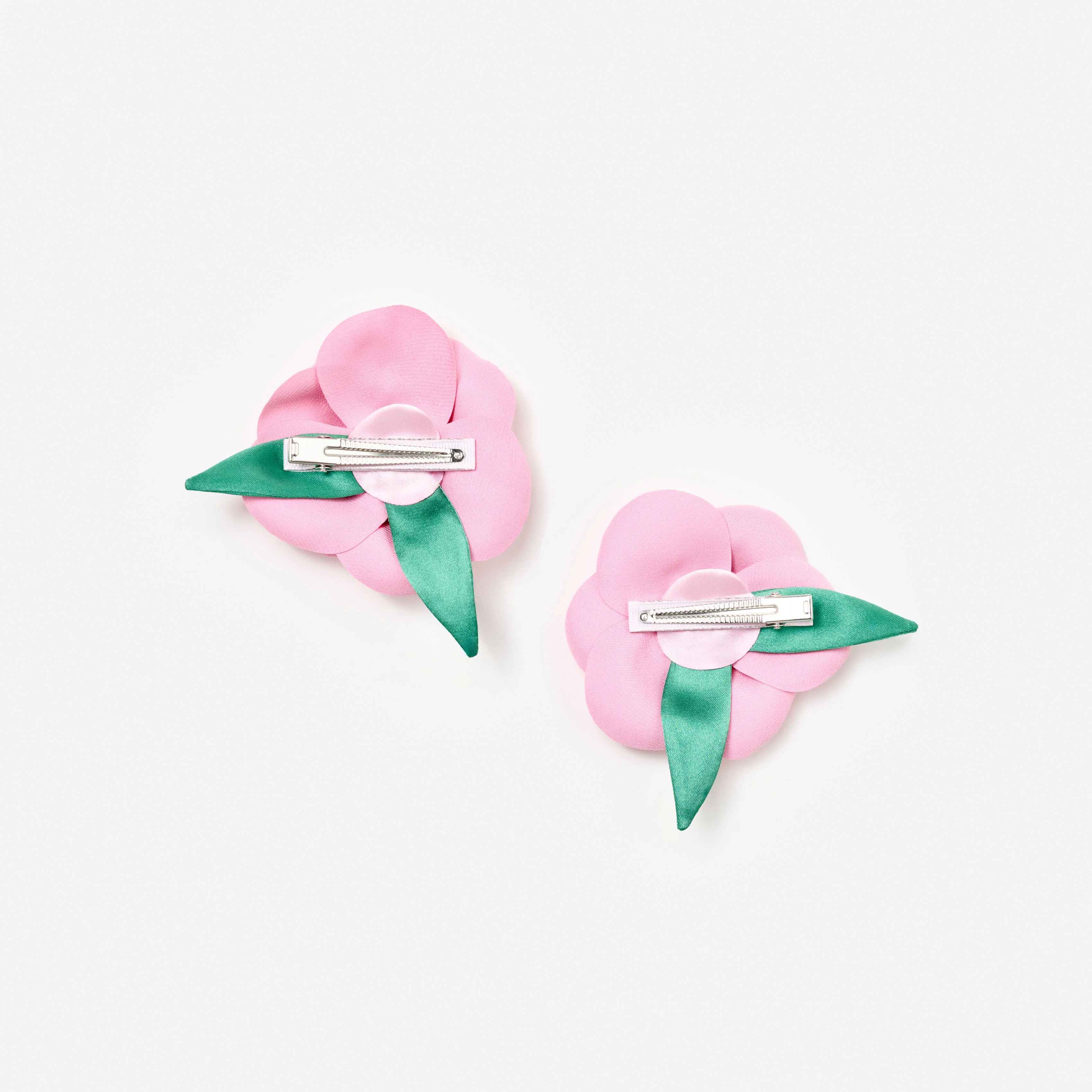 Rose Crepe Hairclips - Image 2