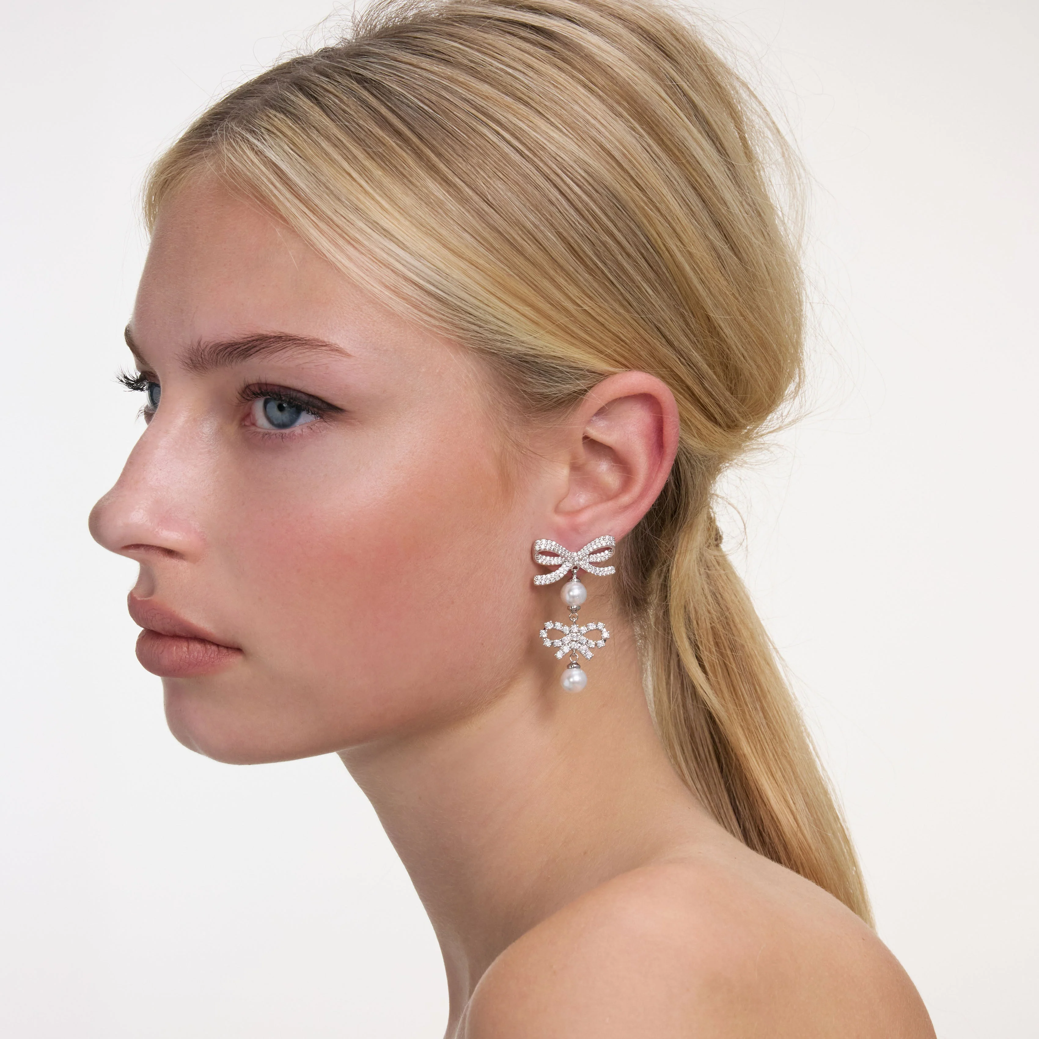 Double Bow Pearl Earrings - Image 2