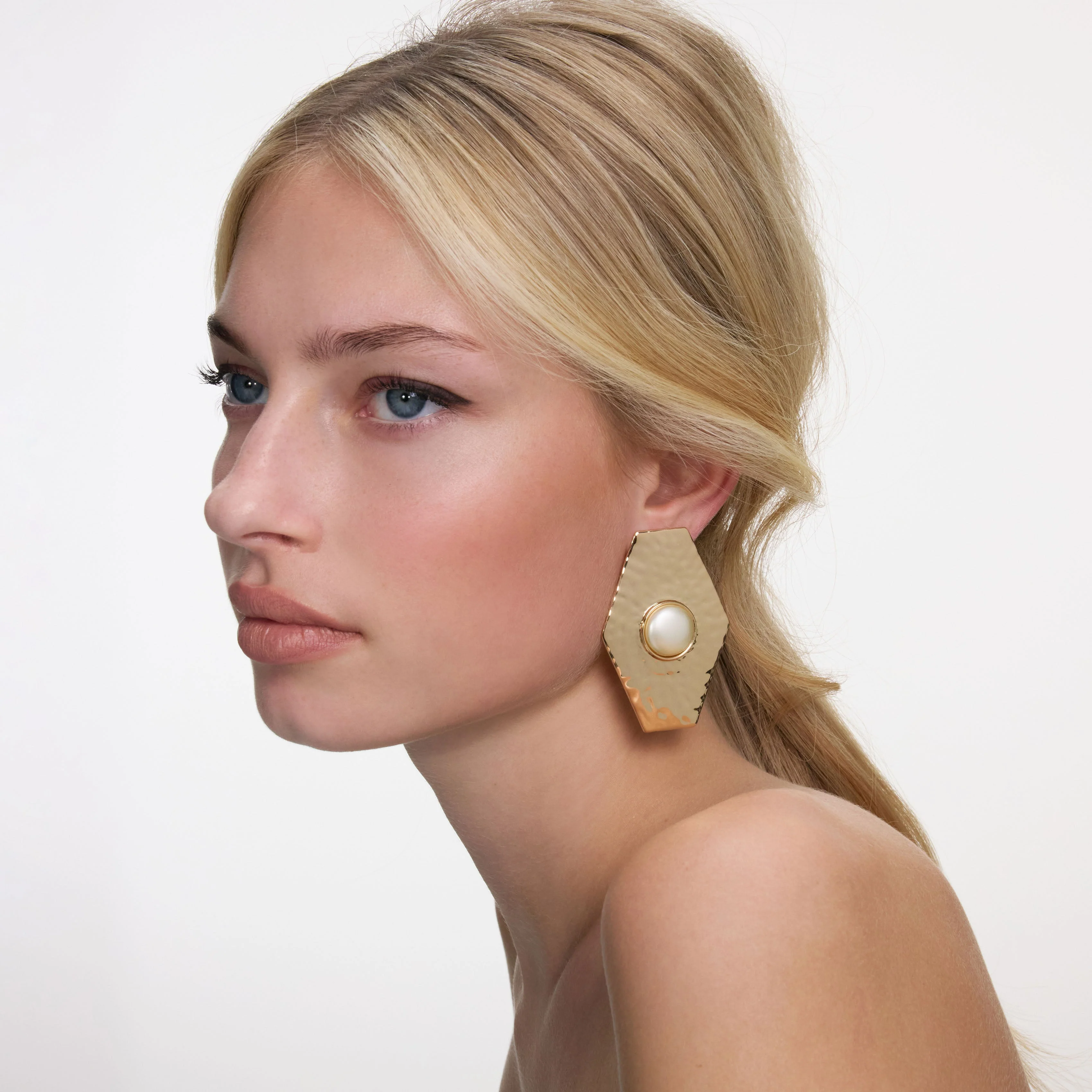 Large Hammered Gold Pearl Earrings - Image 2