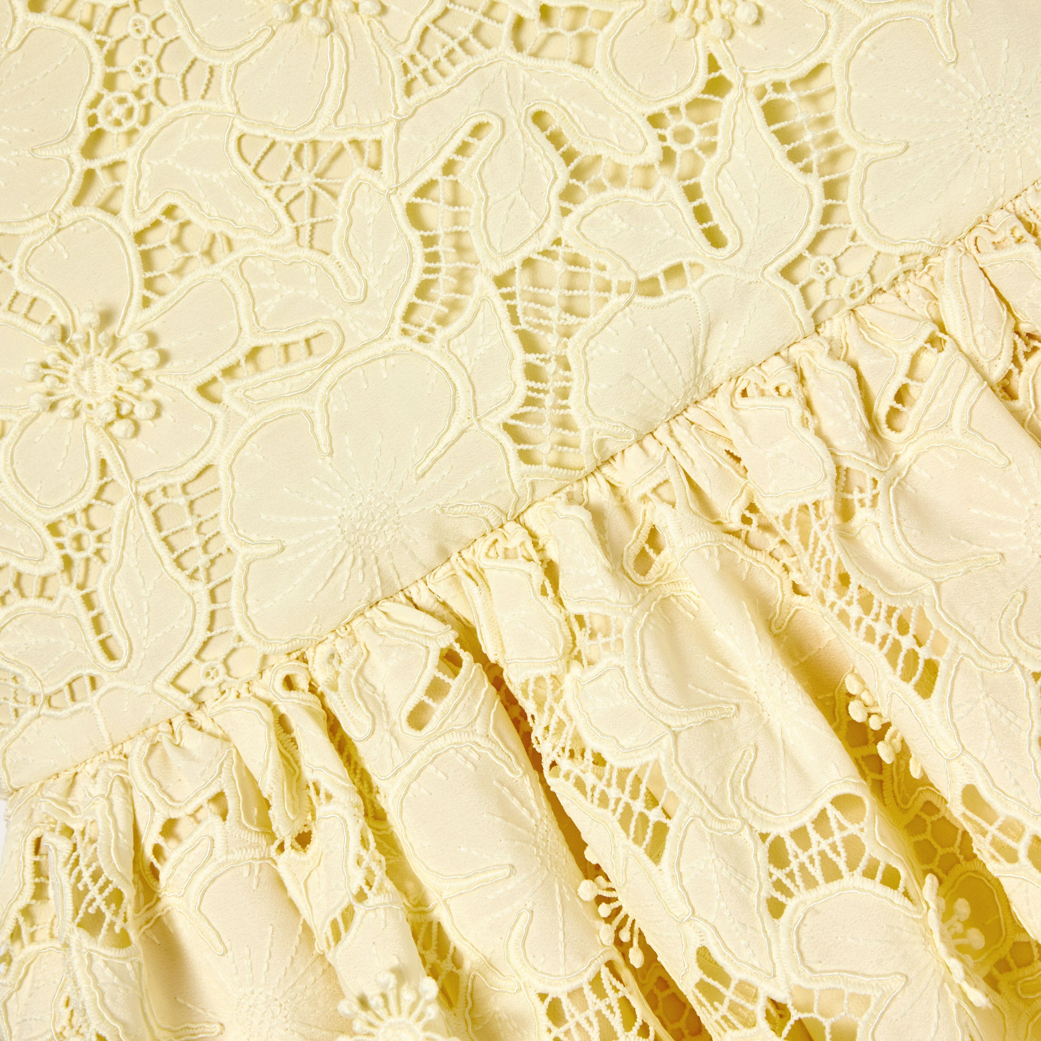 Yellow Sleeveless Lace Dress - Image 3