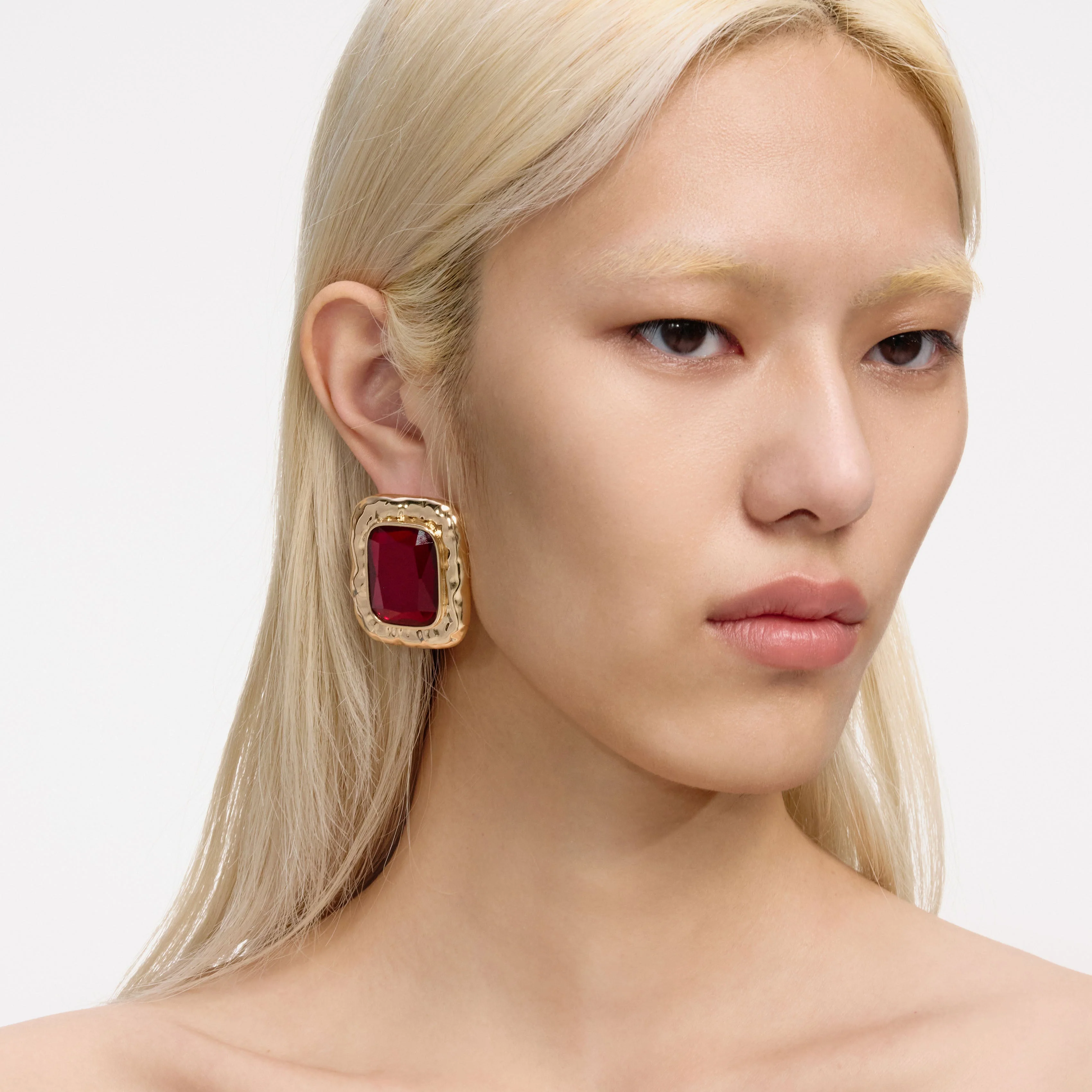 Mottled Gold Red Earrings - Image 2