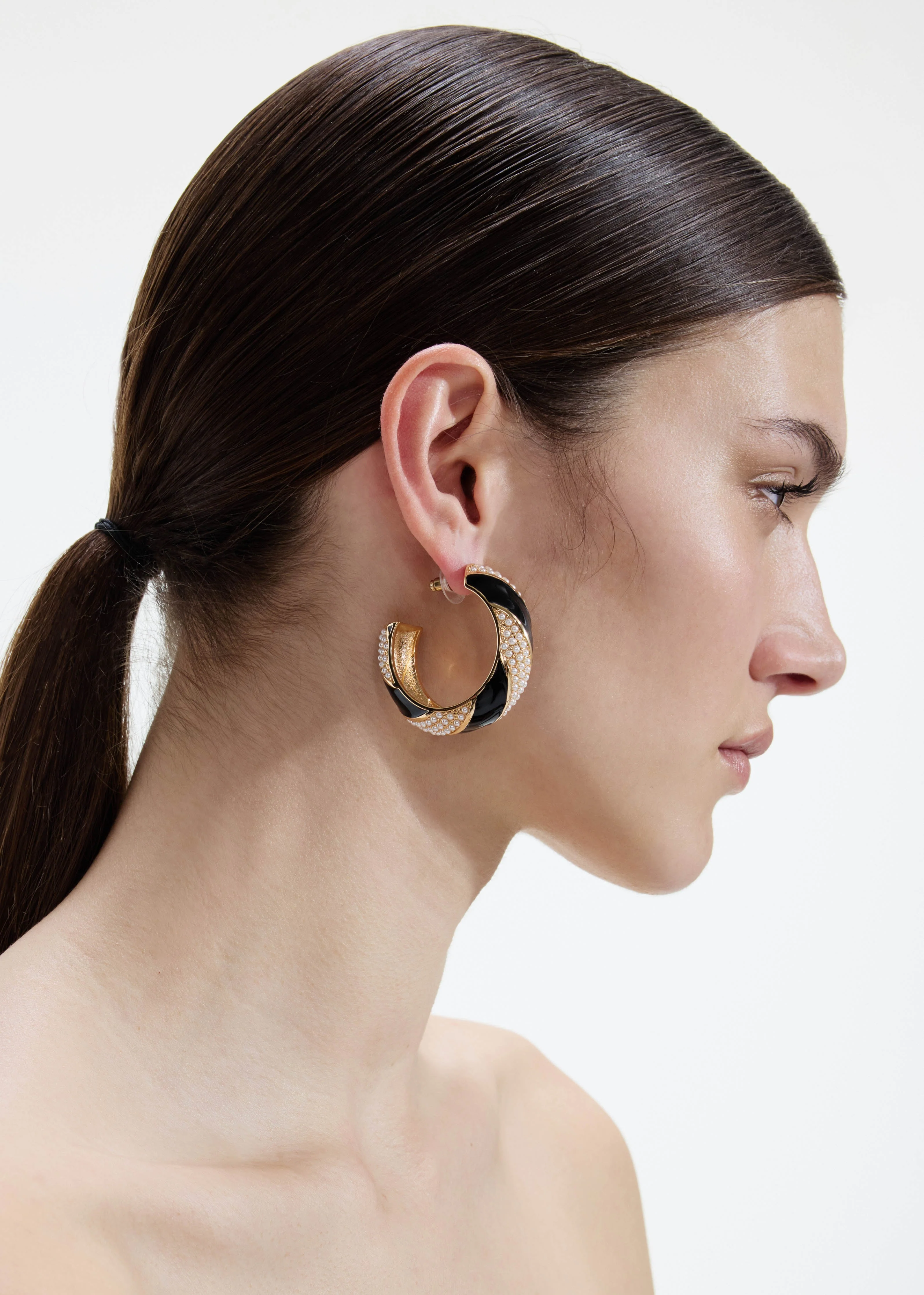 Black And Gold Pearl Hoop Earrings - Image 2