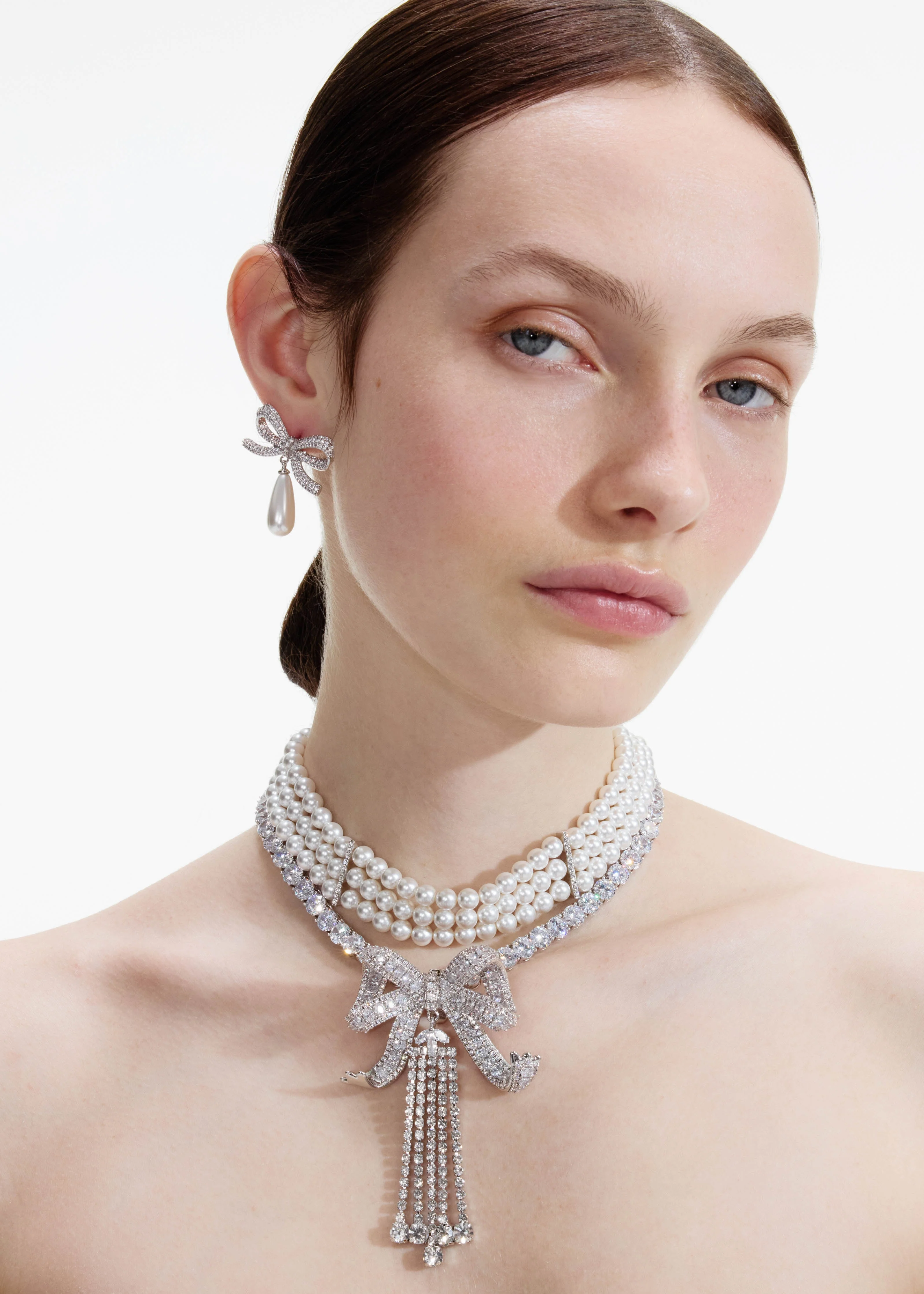 Crystal Bow Droplet Pearl Necklace - Image 2