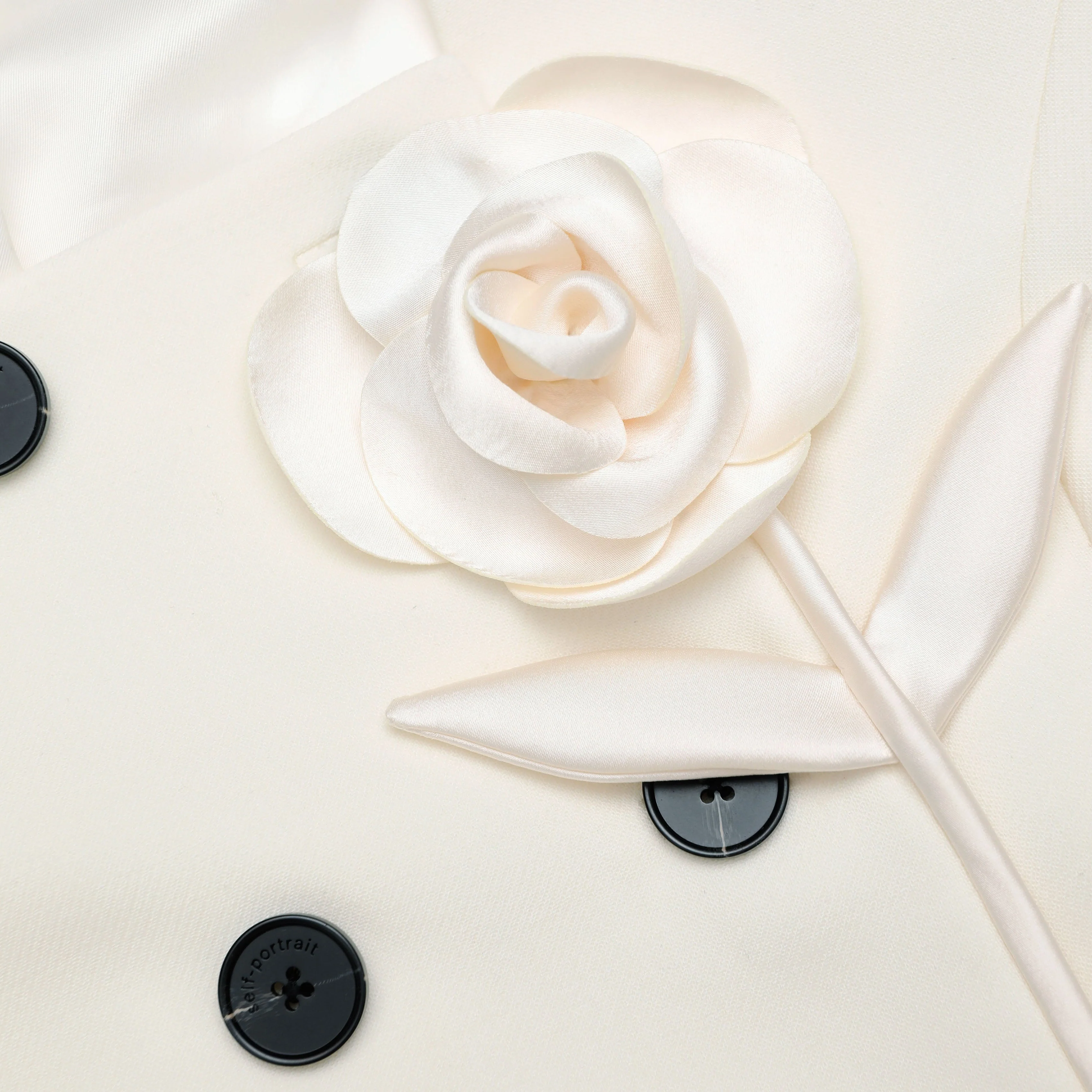 Cream 3D Flower Jacket - Image 5