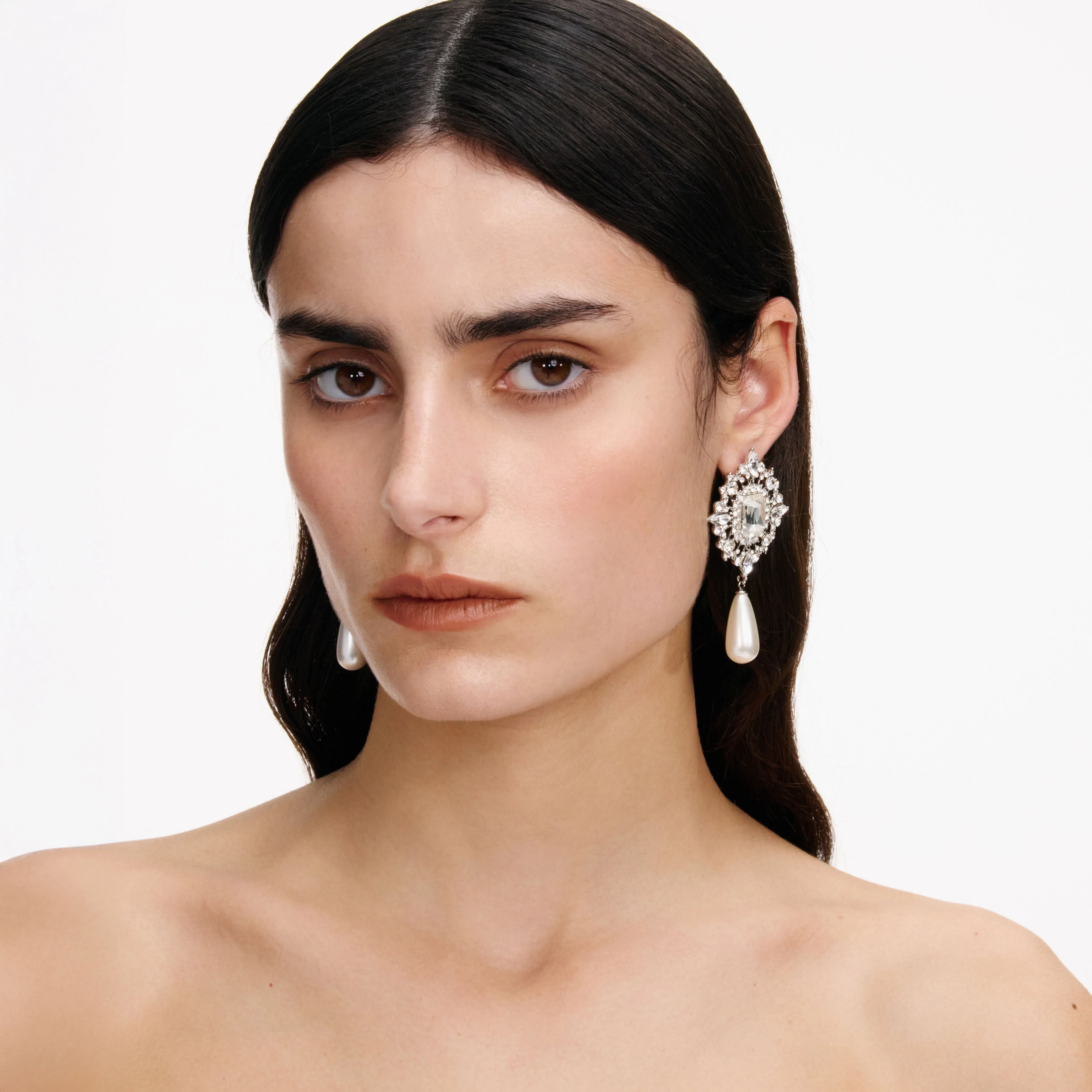 Crystal Pearl Droplet Earrings - Image 4