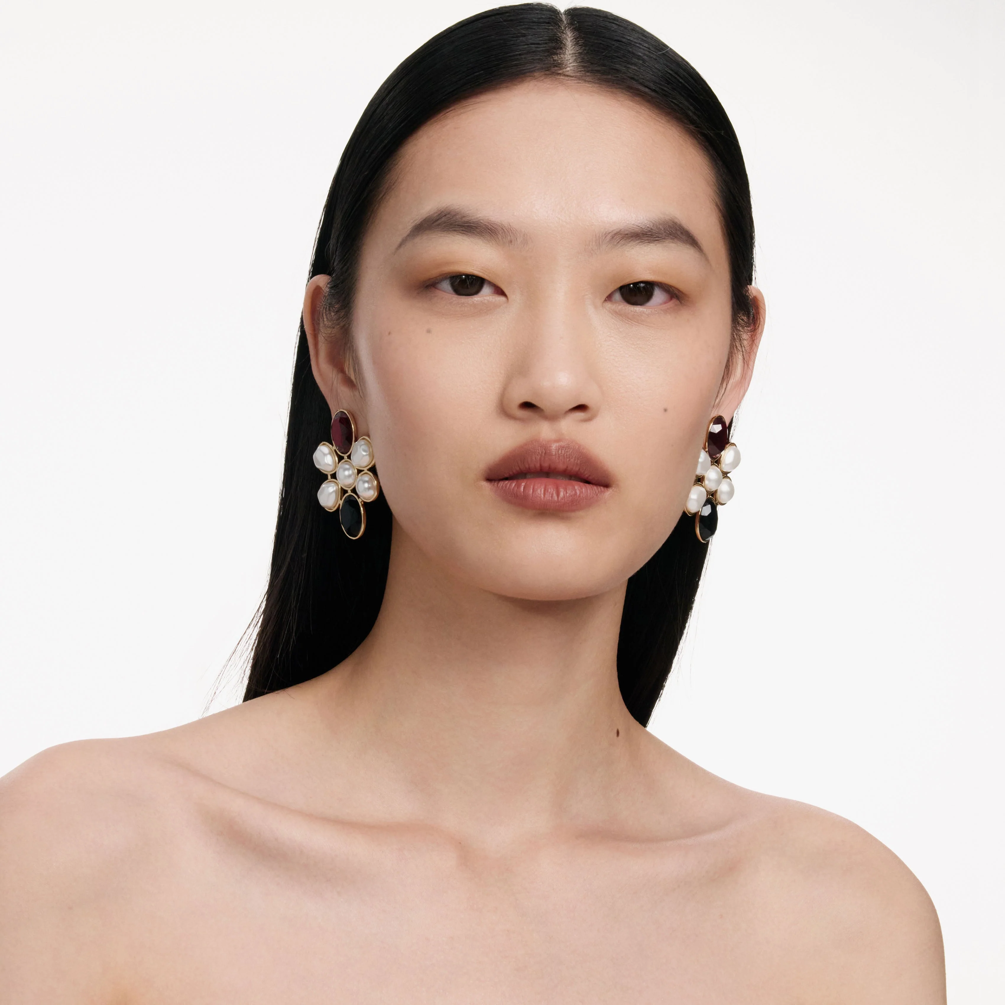 Pearl Crystal Cluster Earrings - Image 4