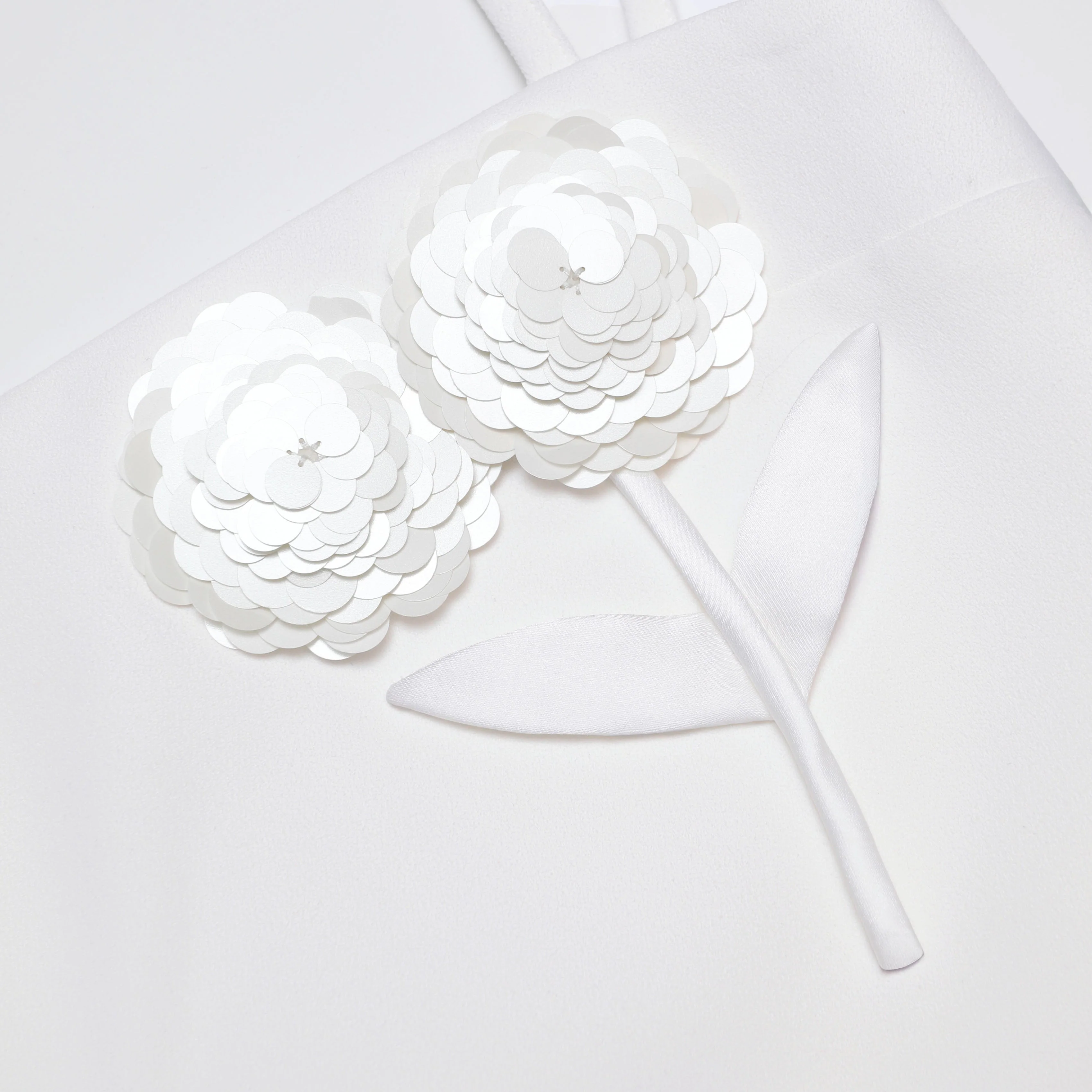 White Crepe 3D Sequin Flower Mini Dress - Image 5